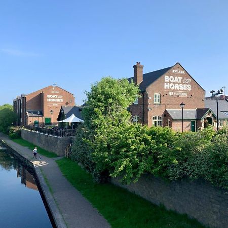 Boat & Horses Inn أولدهام المظهر الخارجي الصورة