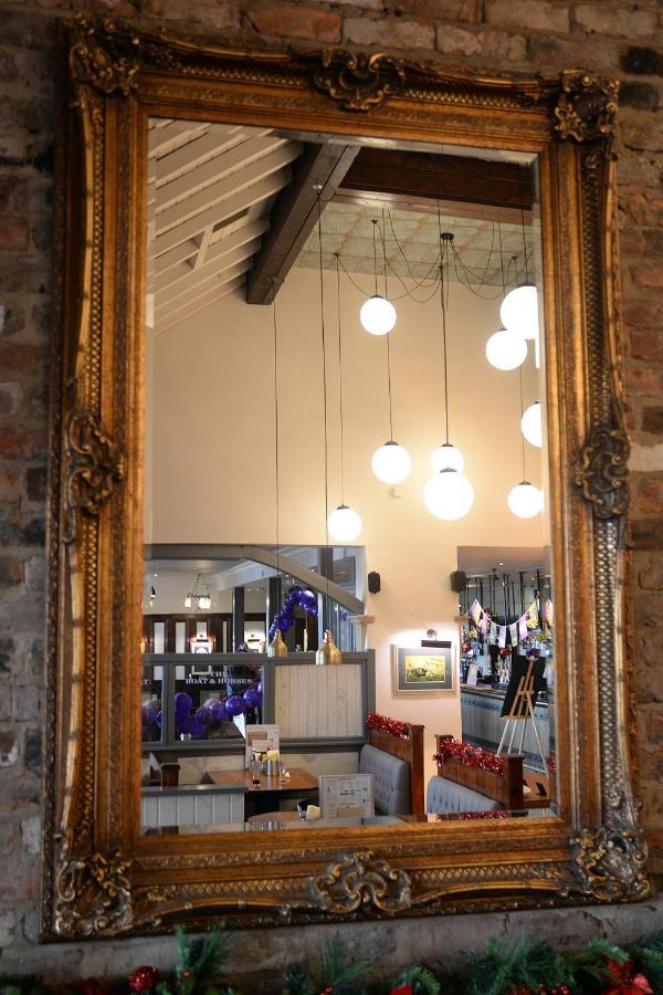 Boat & Horses Inn أولدهام المظهر الخارجي الصورة