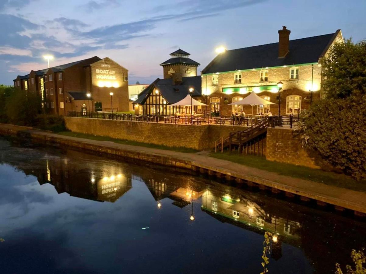 Boat & Horses Inn أولدهام المظهر الخارجي الصورة